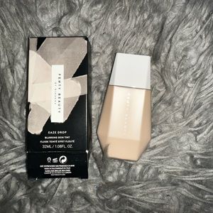 Fenty Beauty Eaze Drop